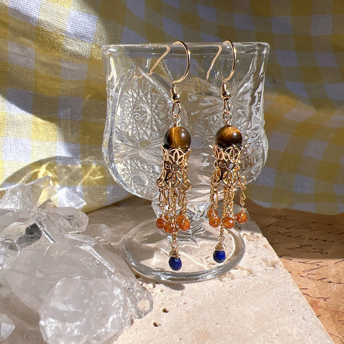 Earrings: 玉貌花容