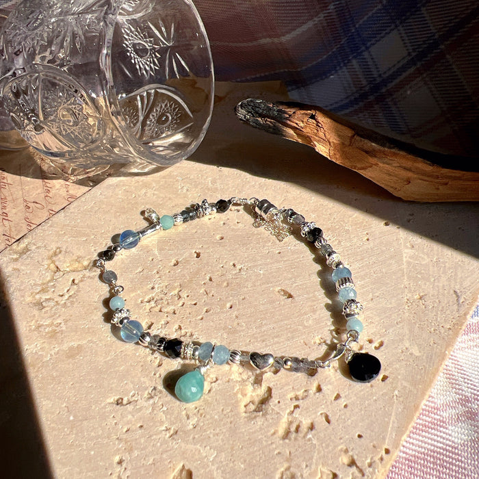 Bracelet: 世世生生