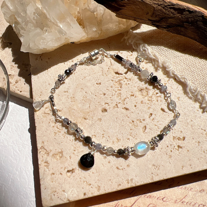 Bracelet: 傲雪欺霜 II