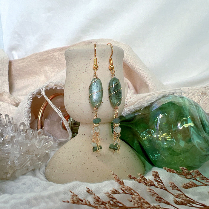 Earrings: Lizanne