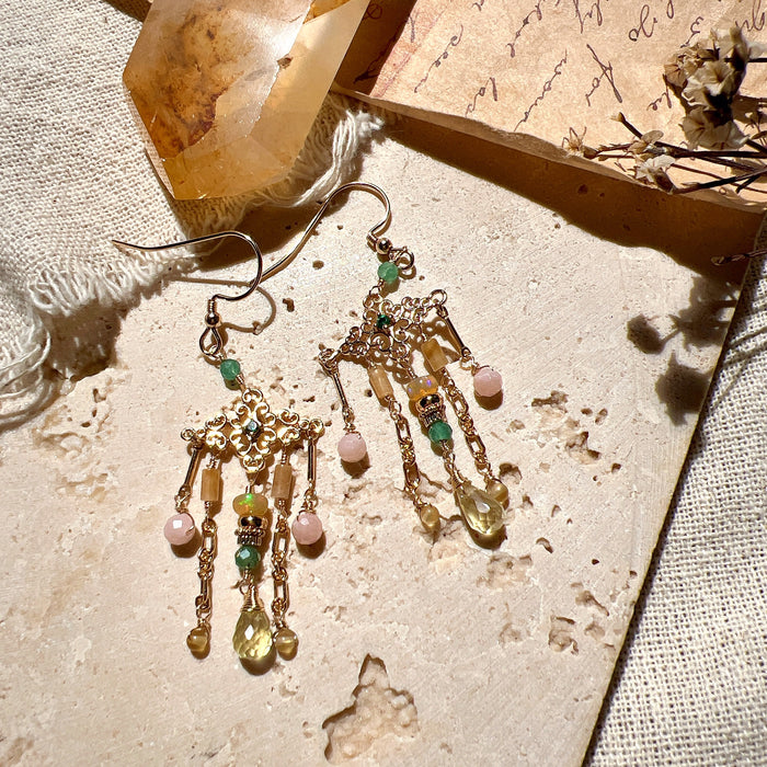Earrings: 情投意合