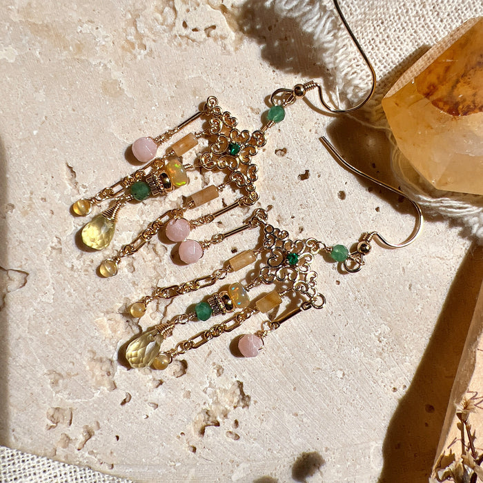 Earrings: 情投意合