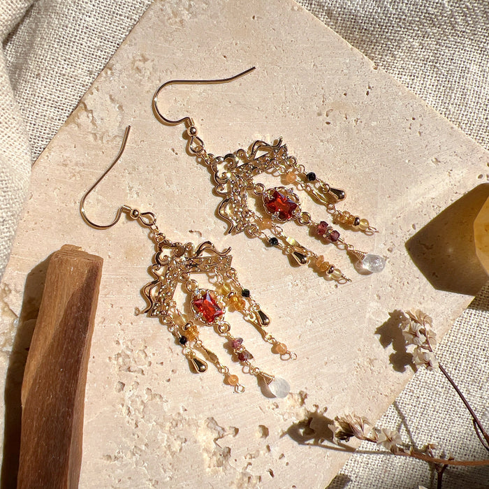 Earrings: 赴汤蹈火