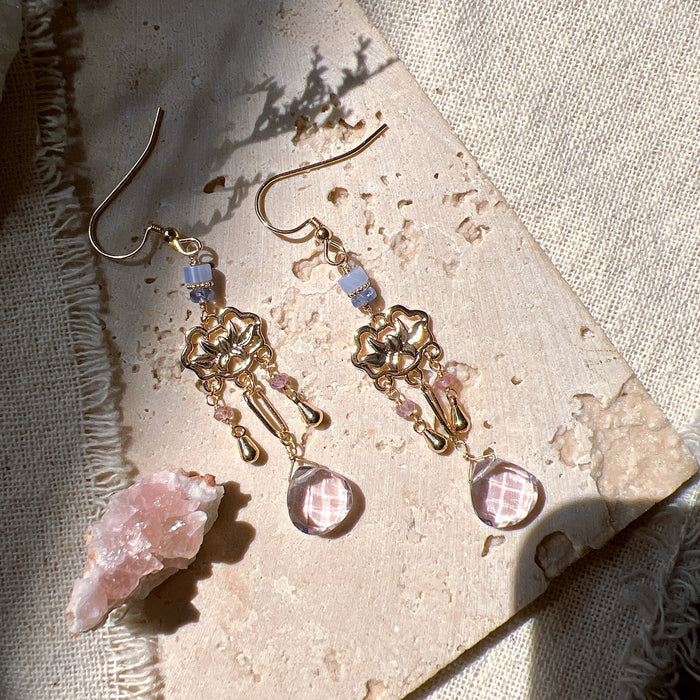 Earrings: 步步莲花