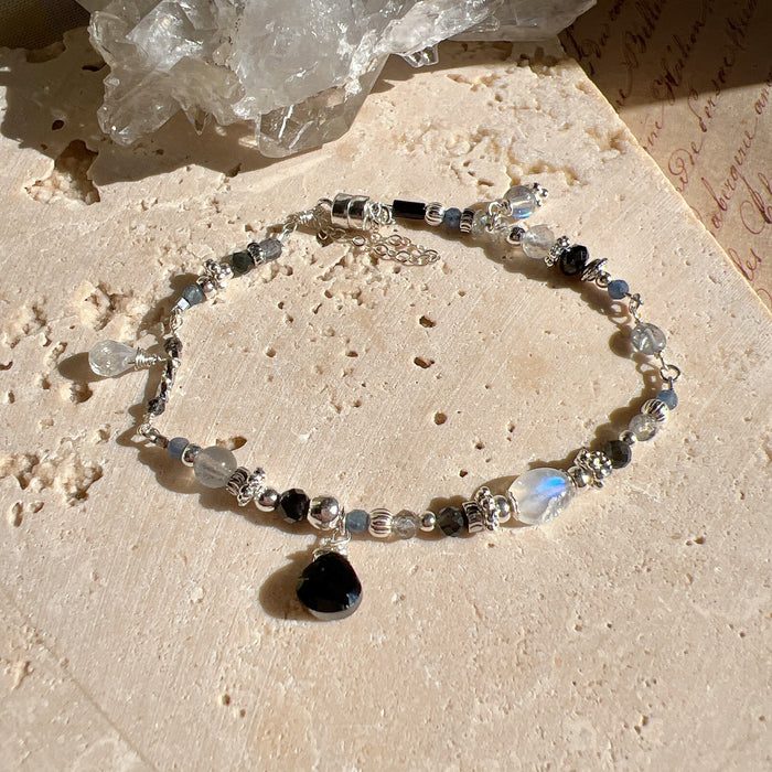 Bracelet: 傲雪欺霜