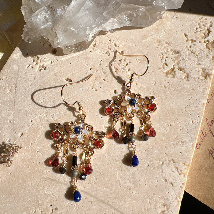 Earrings: 簪花将军