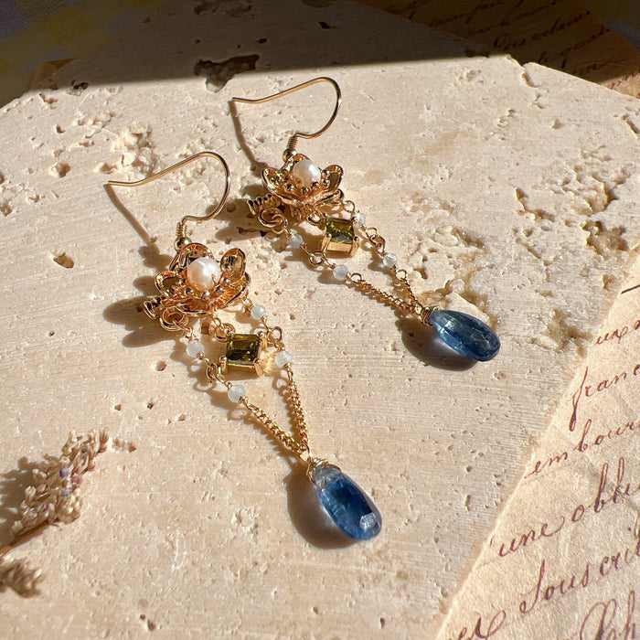 Earrings: 天真烂漫