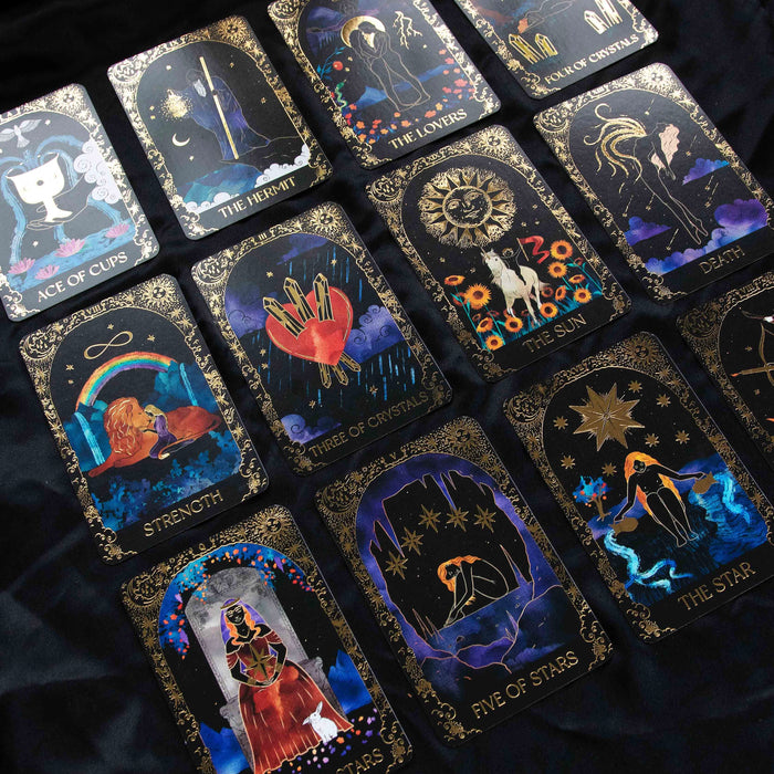 Dreamy Moons Tarot Deck