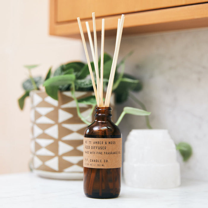 Reed Diffuser: Amber Moss